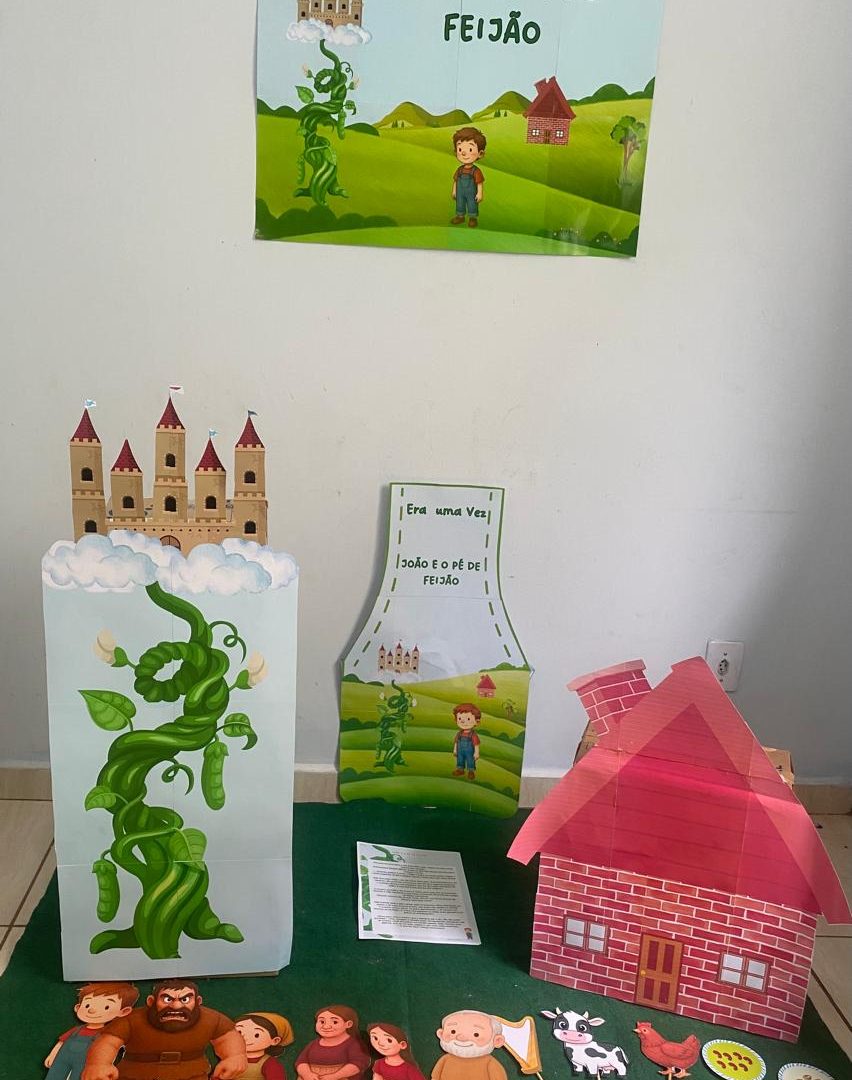 CENÁRIO JOÃO E O PÉ DE FEIJÃO